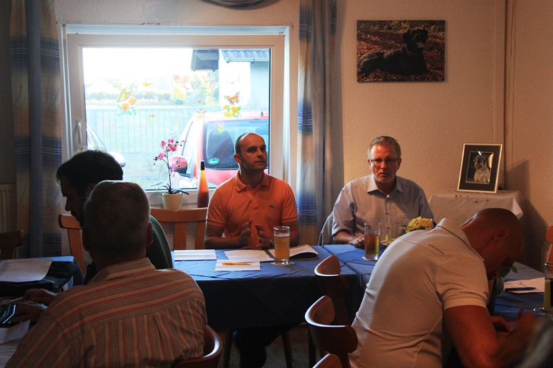 CDU-Vorsitzender Lutz Köhler begrüßte als Ehrengast Michael Gahler MdEP. CDU-Vorsitzender Lutz Köhler begrüßte als Ehrengast Michael Gahler MdEP.